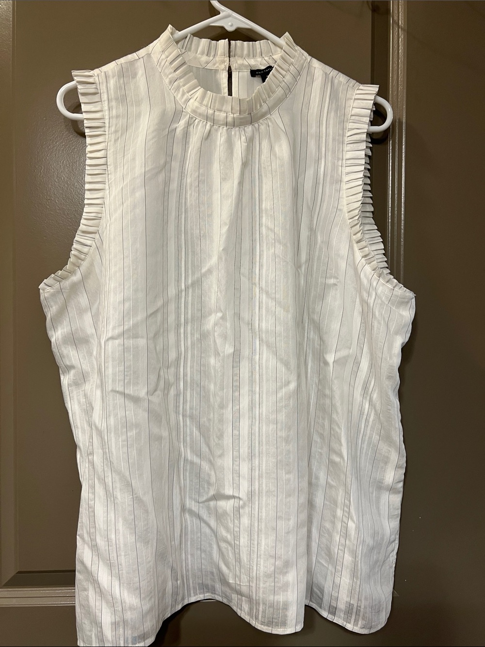 NWT Ann Taylor XL Striped Sleeveless Ruffled top